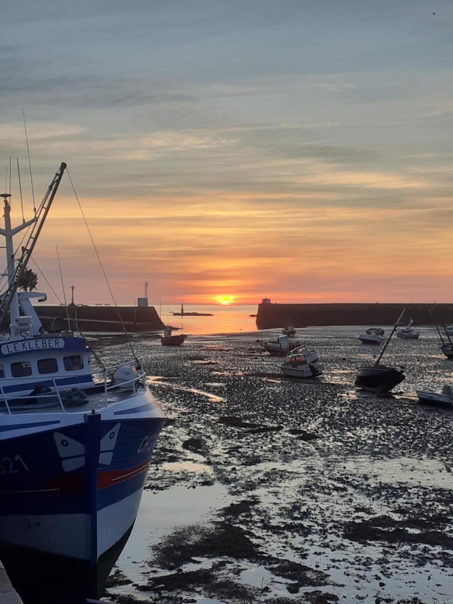 Le Mora Hotes Bed and Breakfast Barfleur Esterno foto